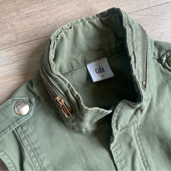 Cabi cargo vest Explorer style zipup vest size small green - Picture 10 of 12